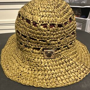 Disneyland Resort Women’s Straw Hat Mickey Mouse!!  Cool Hat